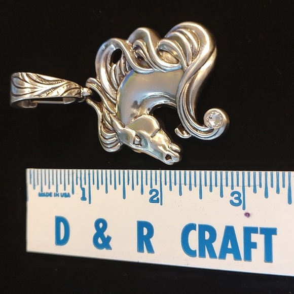 Horse Pendant - Picture 4 of 5